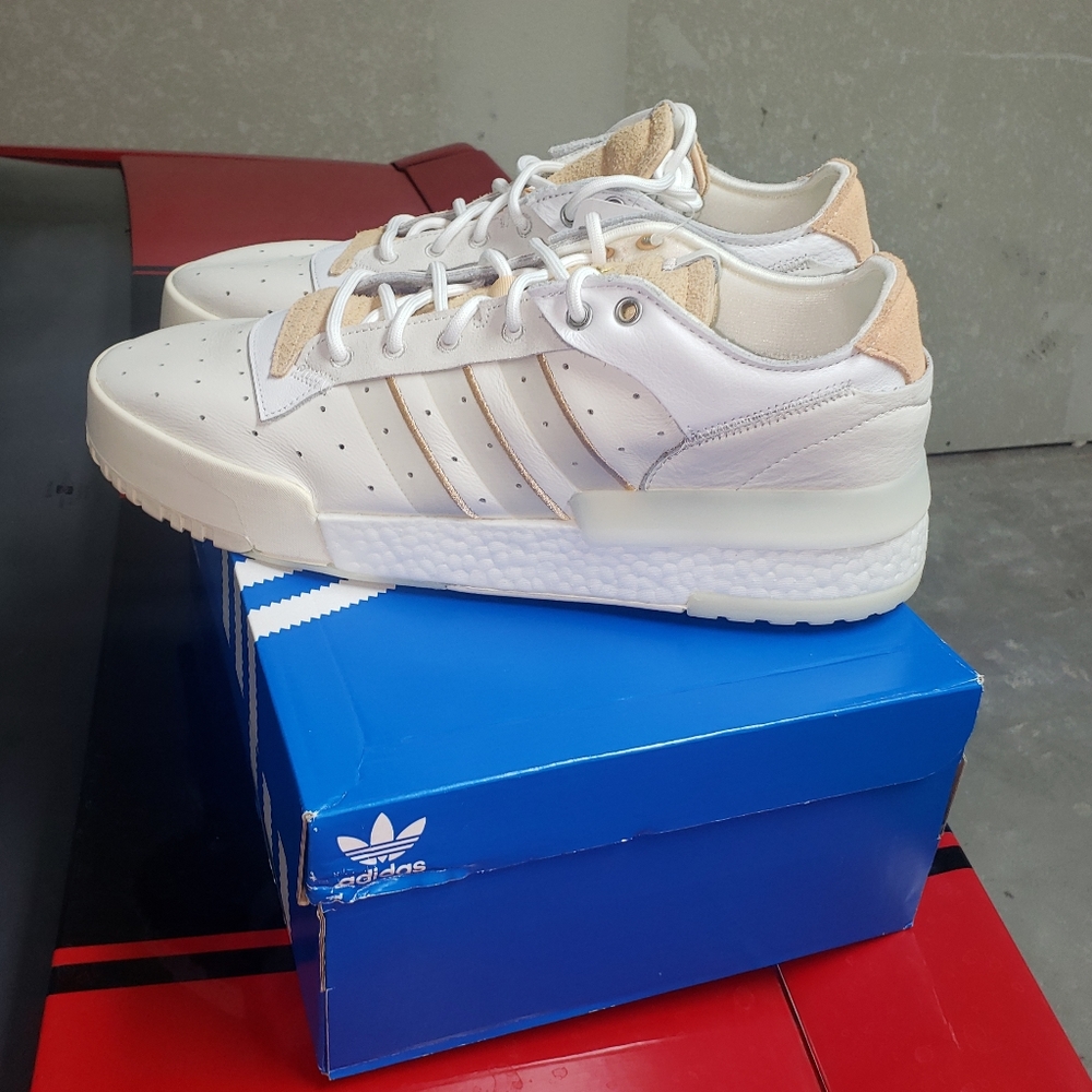 Adidas boost Rivalry Rm Low - Picture 3 of 4